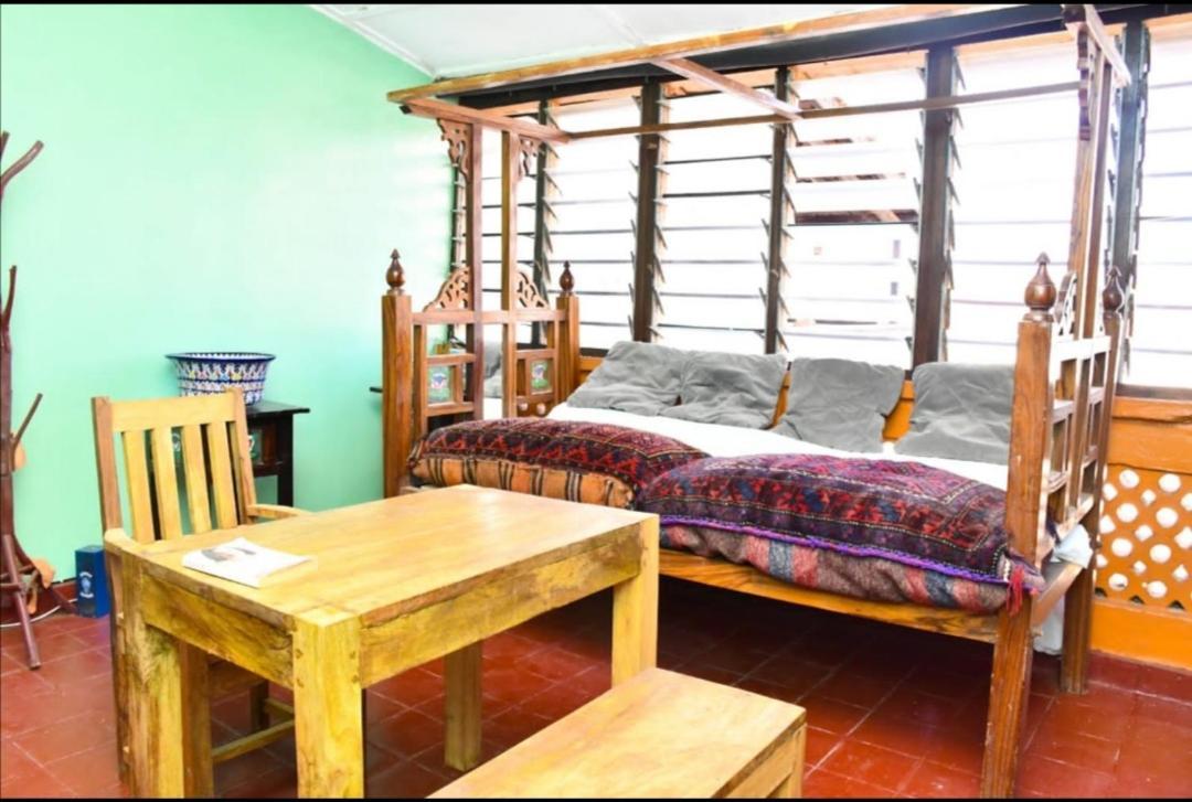 Mavericks Convenient Cozy Loft In Diani'S Cbd Ukunda Exterior foto